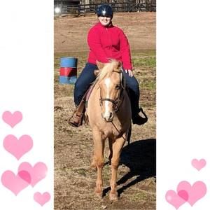 Meet your Posher, Laura